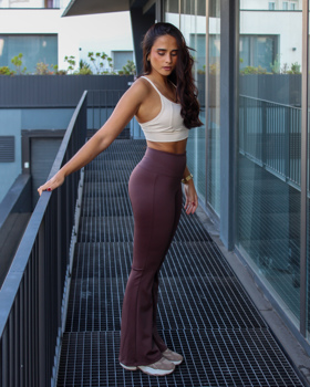 CALÇA FLARE