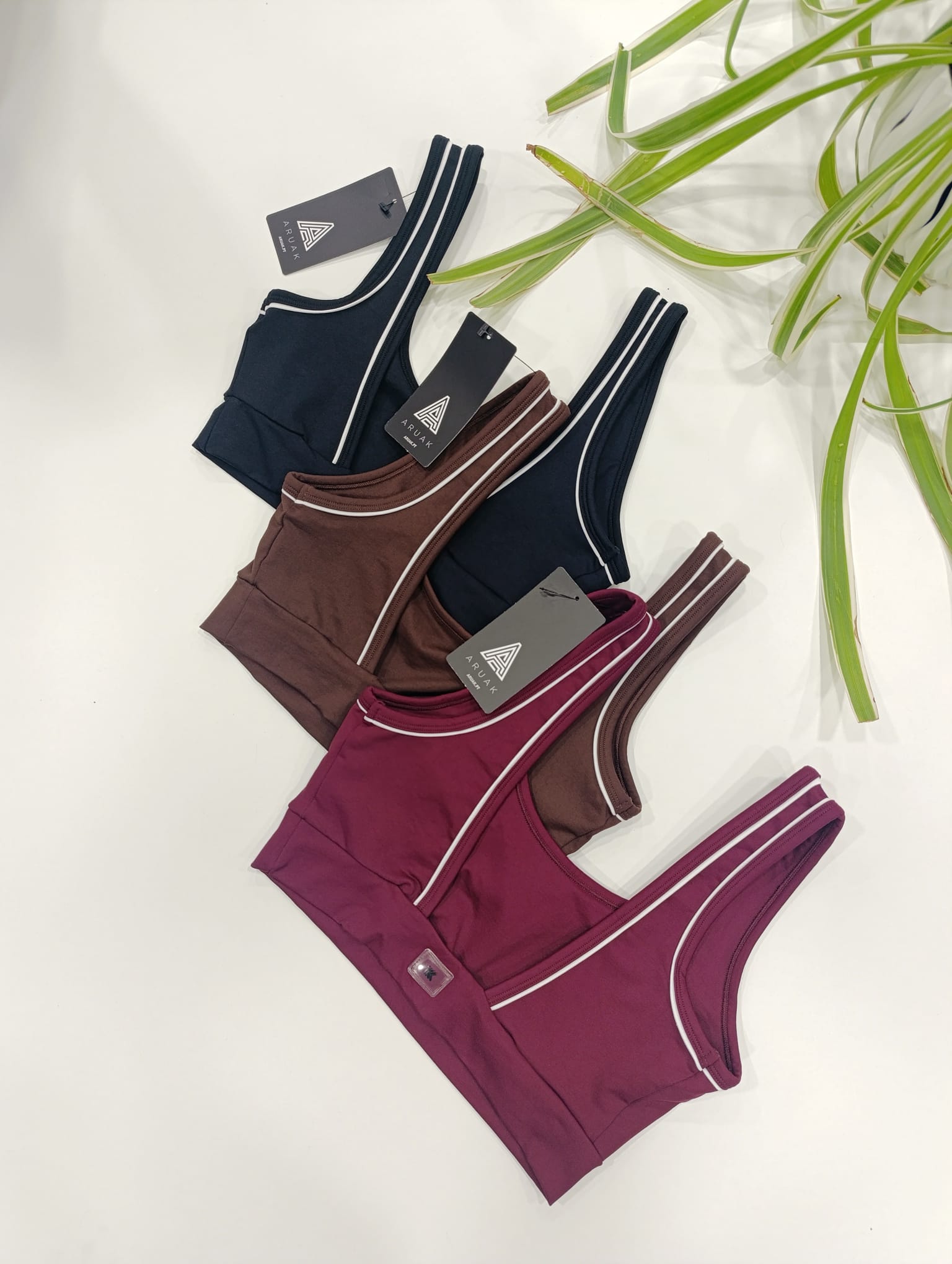 https://bo.aruak.pt/FileUploads/produtos/fitness/tops/img-20260616-wa0017.jpg