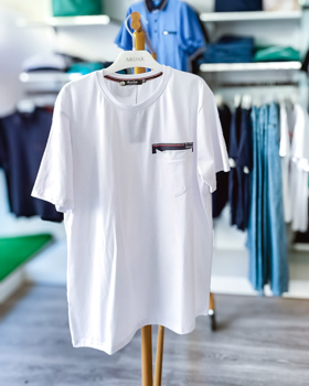 https://bo.aruak.pt/FileUploads/produtos/homem/t-shirt/img-20250528-wa0058_thumb.jpg
