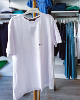 https://bo.aruak.pt/FileUploads/produtos/homem/t-shirt/img-20250528-wa0060_thumb.jpg