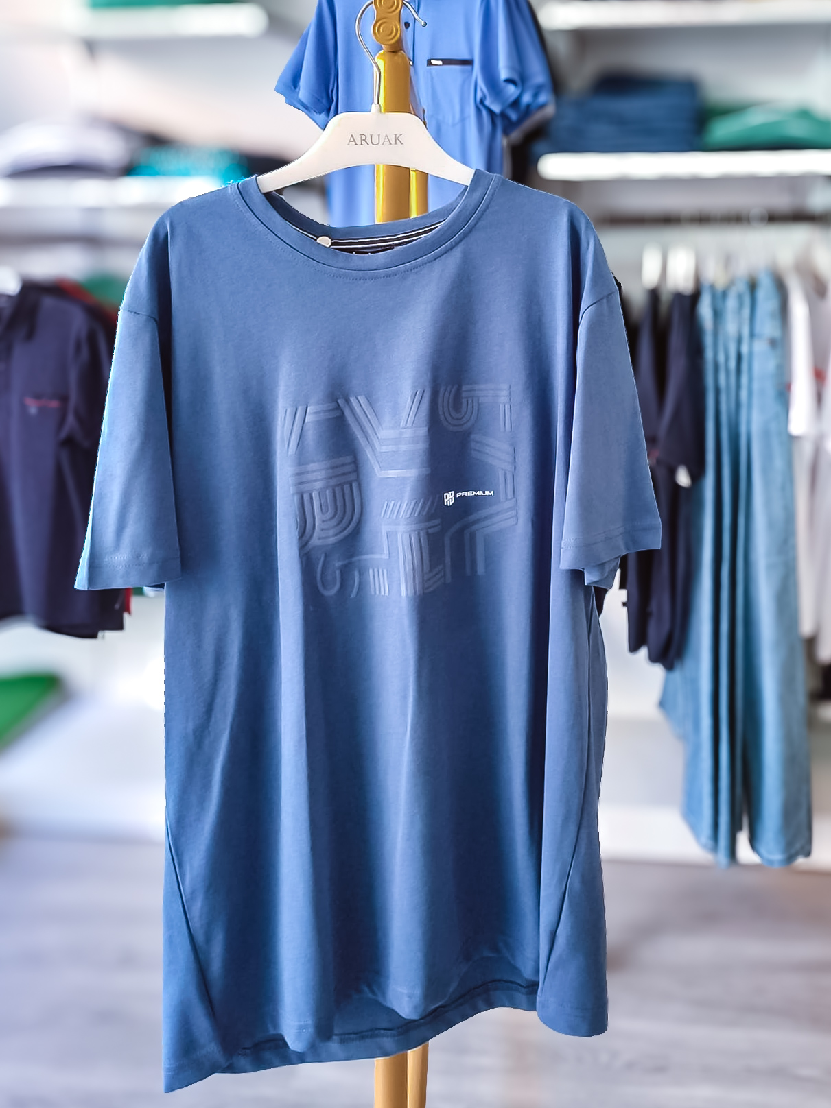 https://bo.aruak.pt/FileUploads/produtos/homem/t-shirt/img-20250528-wa0061.jpg