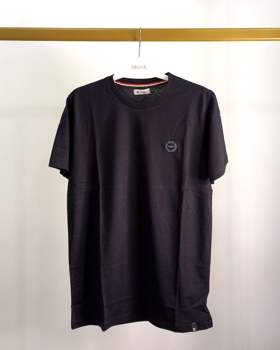 https://bo.aruak.pt/FileUploads/produtos/homem/t-shirt/img-20260421-wa0037_thumb.jpg