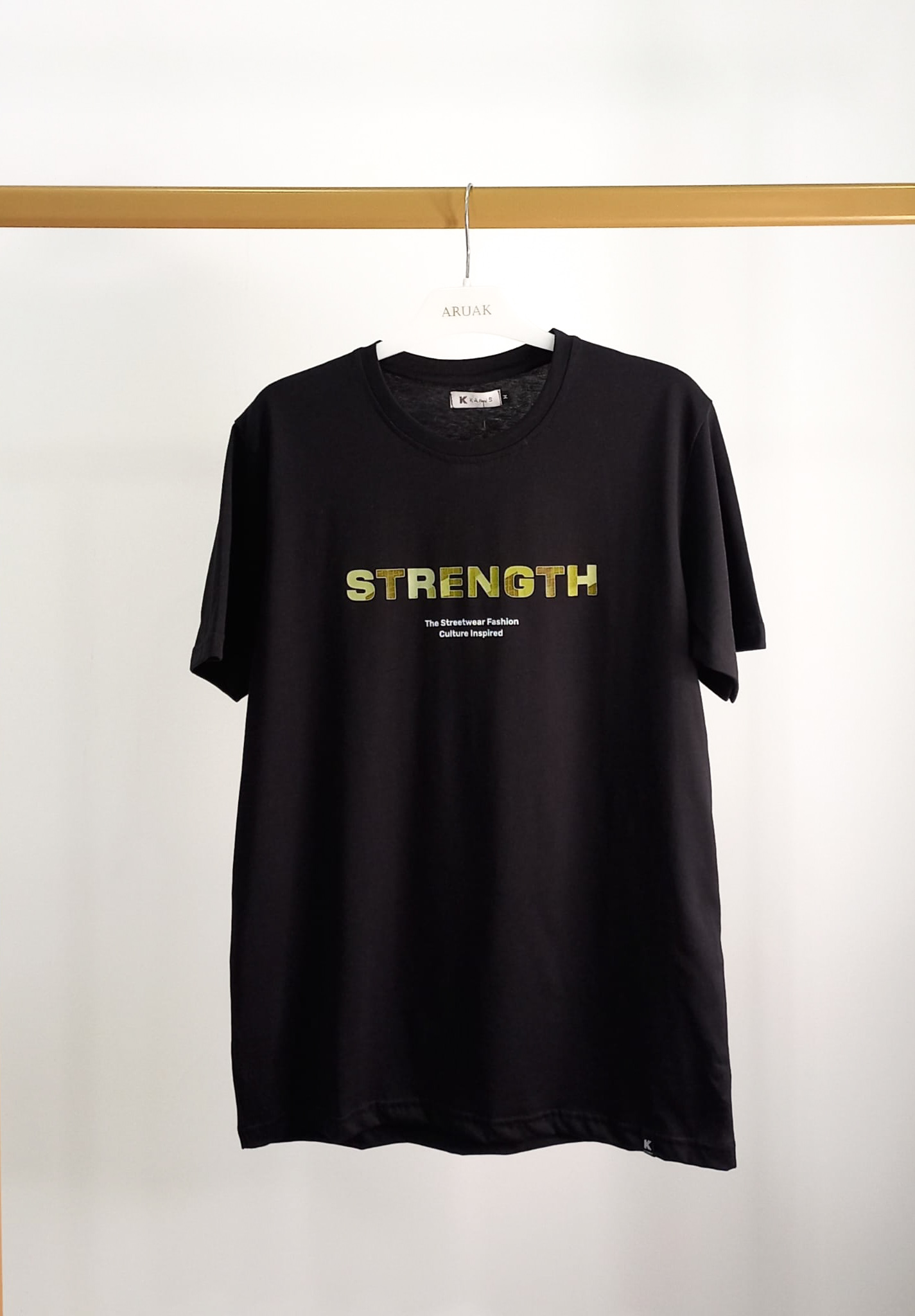 https://bo.aruak.pt/FileUploads/produtos/homem/t-shirt/img-20260421-wa0051.jpg