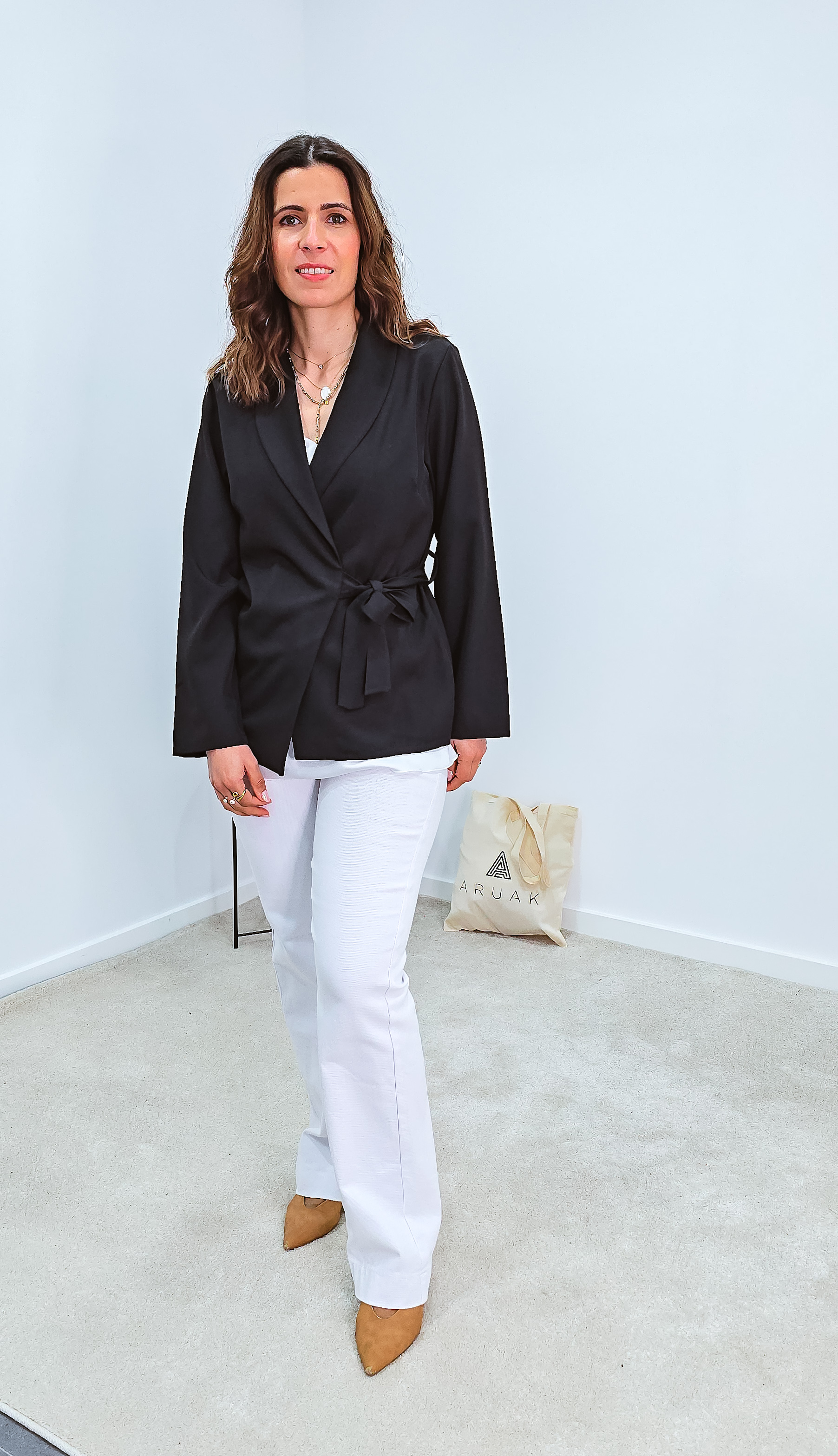 https://bo.aruak.pt/FileUploads/produtos/mulher/blazer/20260326_154734.jpg