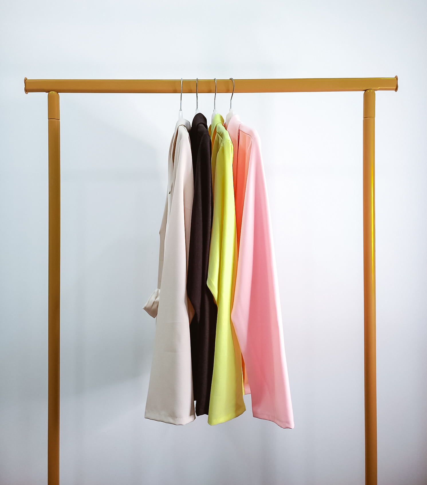 https://bo.aruak.pt/FileUploads/produtos/mulher/blazer/img-20260325-wa0066.jpg