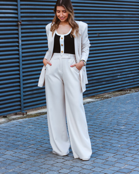 https://bo.aruak.pt/FileUploads/produtos/mulher/blazer/img_5962_thumb.jpg
