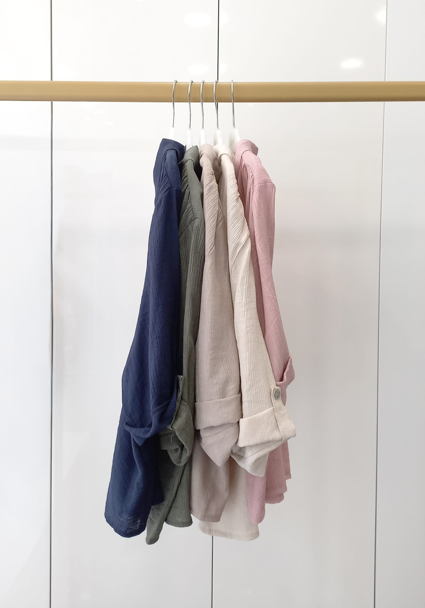 https://bo.aruak.pt/FileUploads/produtos/mulher/blusa/img-20260508-wa0031.jpg