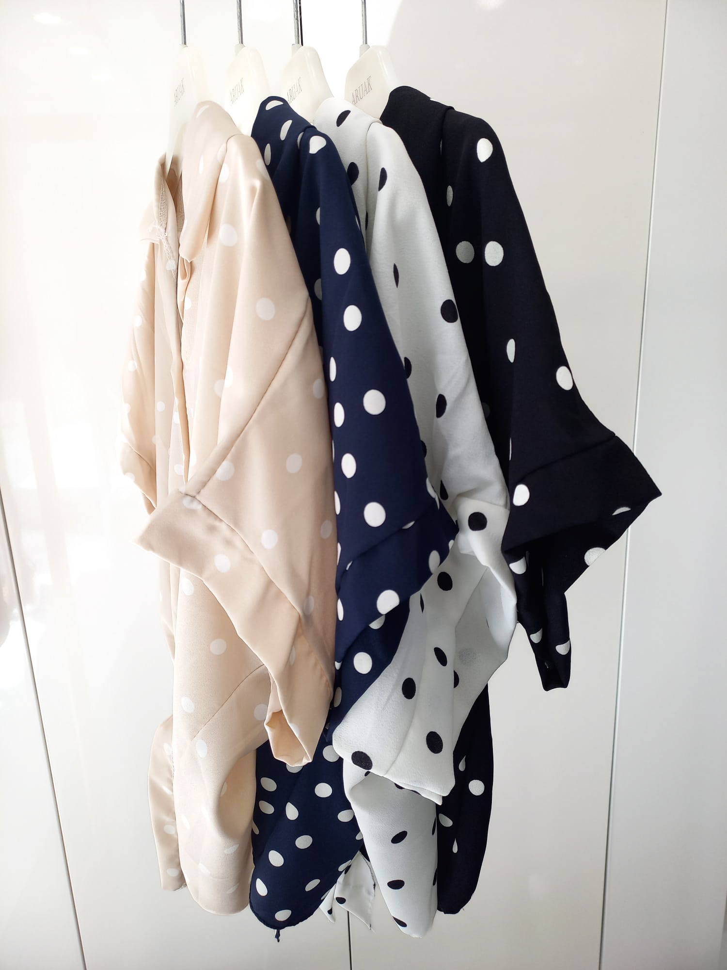 https://bo.aruak.pt/FileUploads/produtos/mulher/blusa/img-20260609-wa0068.jpg