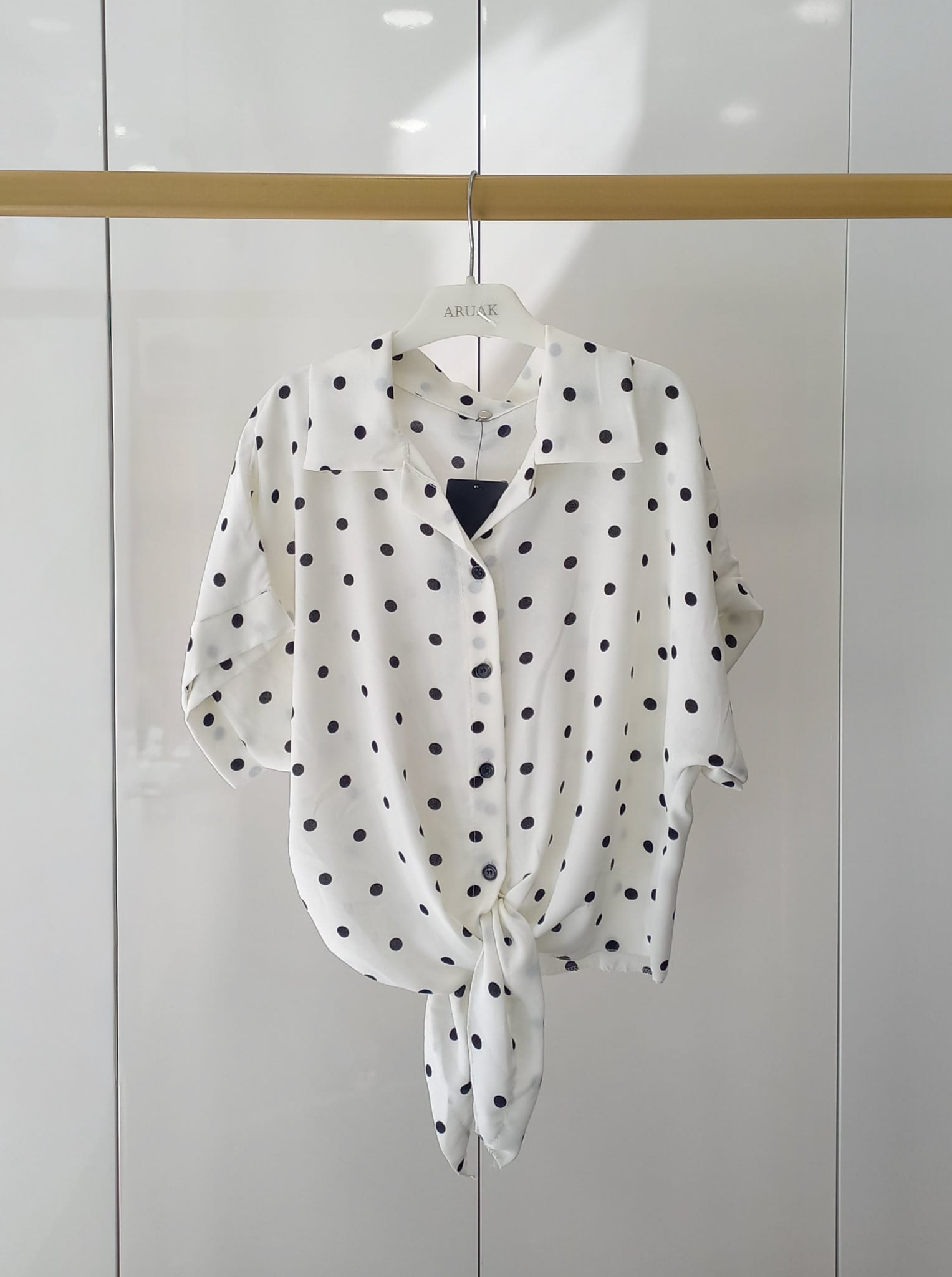 https://bo.aruak.pt/FileUploads/produtos/mulher/blusa/img-20260609-wa0071.jpg