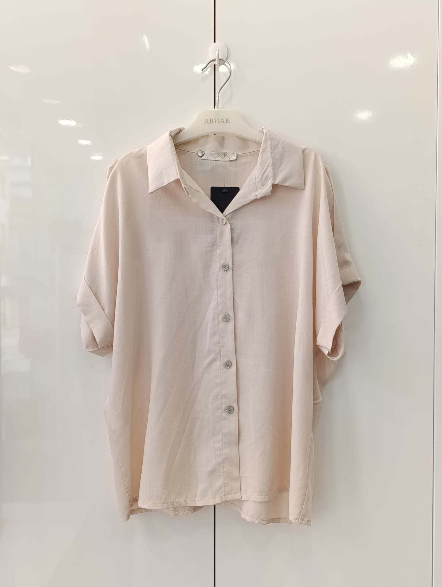 https://bo.aruak.pt/FileUploads/produtos/mulher/blusa/img-20260618-wa0050.jpg