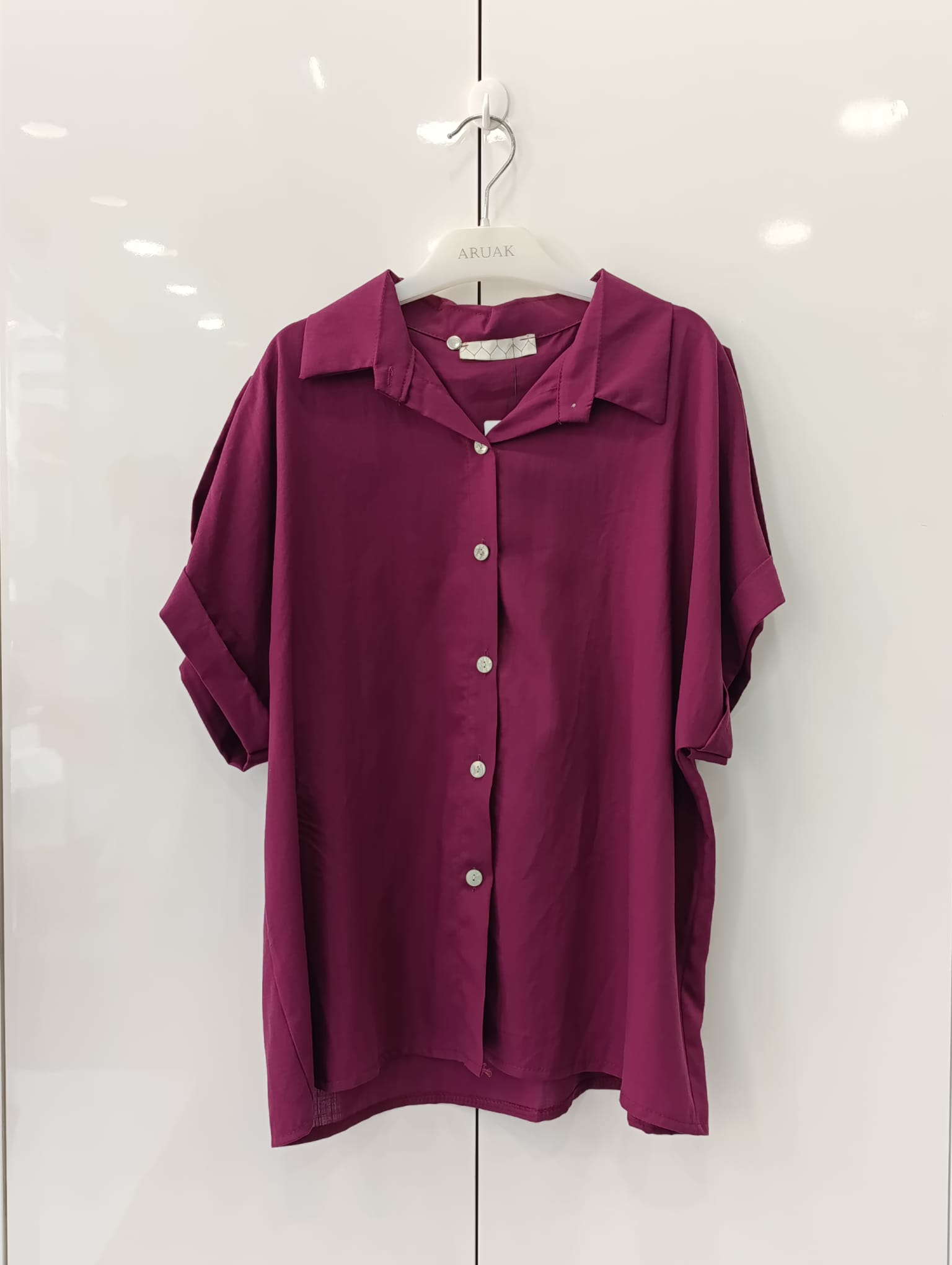 https://bo.aruak.pt/FileUploads/produtos/mulher/blusa/img-20260618-wa0051.jpg