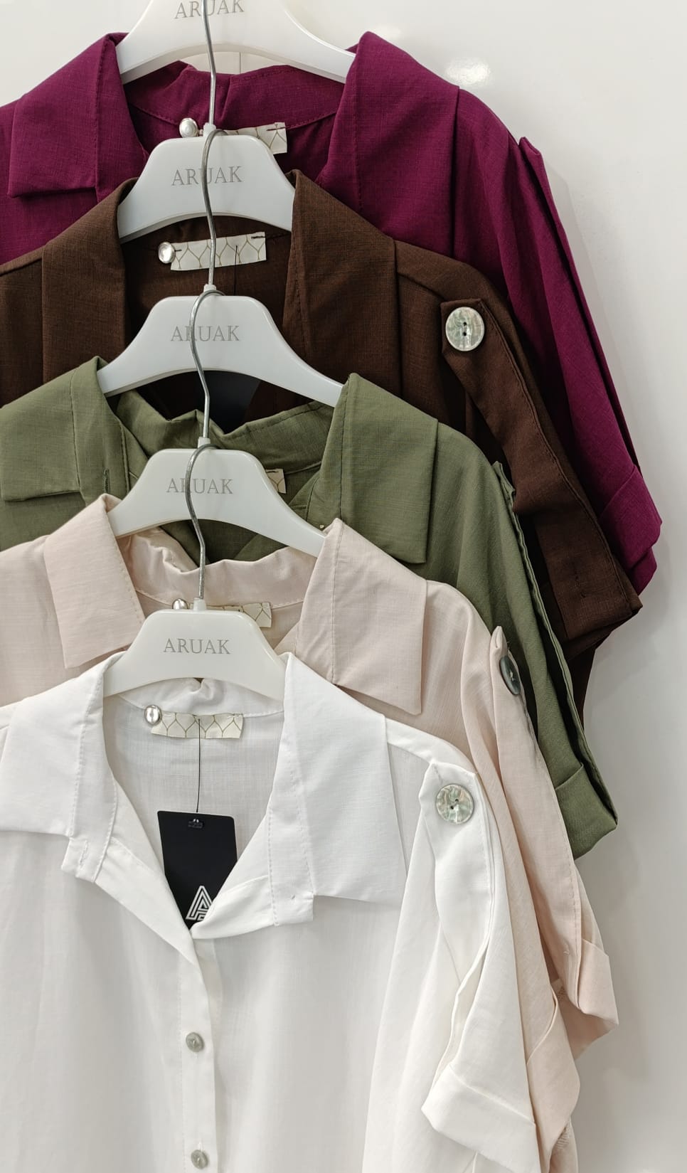 https://bo.aruak.pt/FileUploads/produtos/mulher/blusa/img-20260618-wa0053.jpg