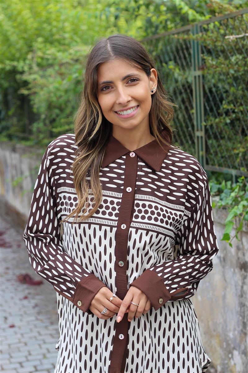 https://bo.aruak.pt/FileUploads/produtos/mulher/blusa/img_5198-custom.jpg