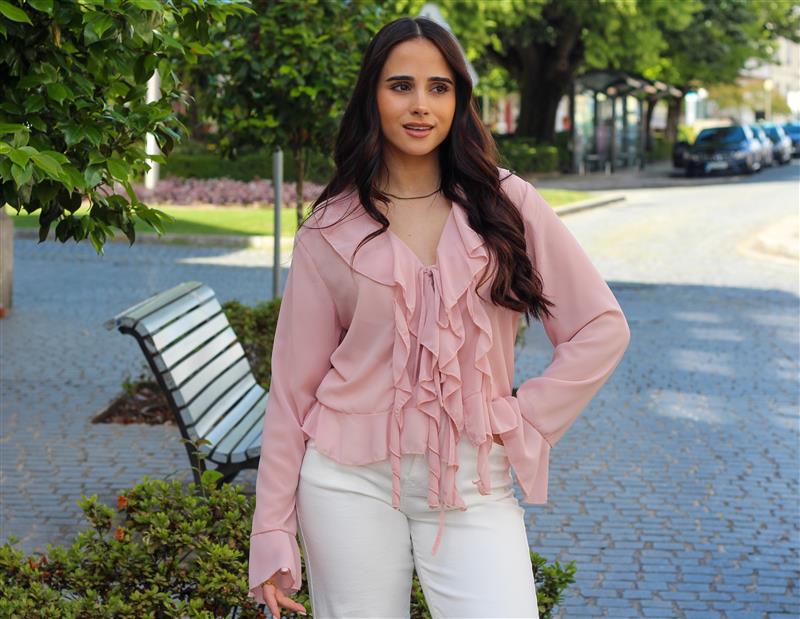 https://bo.aruak.pt/FileUploads/produtos/mulher/blusa/img_7460-custom.jpg