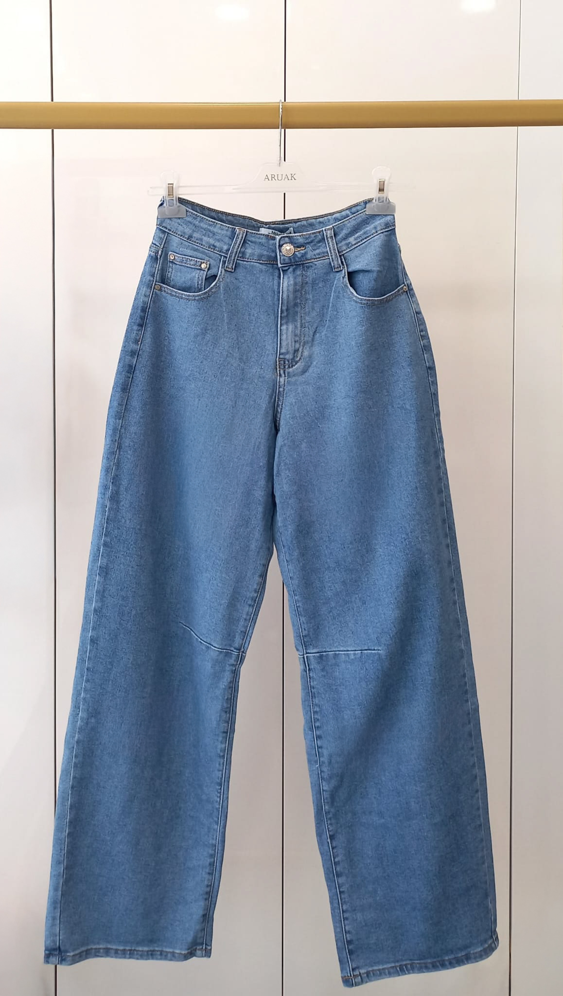 https://bo.aruak.pt/FileUploads/produtos/mulher/calcas/img-20260508-wa0034.jpg