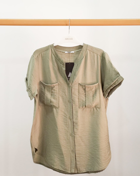 https://bo.aruak.pt/FileUploads/produtos/mulher/camisa/img-20260410-wa00951_thumb.jpg