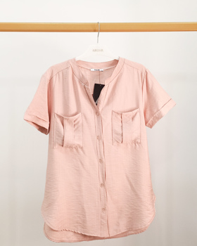 https://bo.aruak.pt/FileUploads/produtos/mulher/camisa/img-20260410-wa00961_thumb.jpg