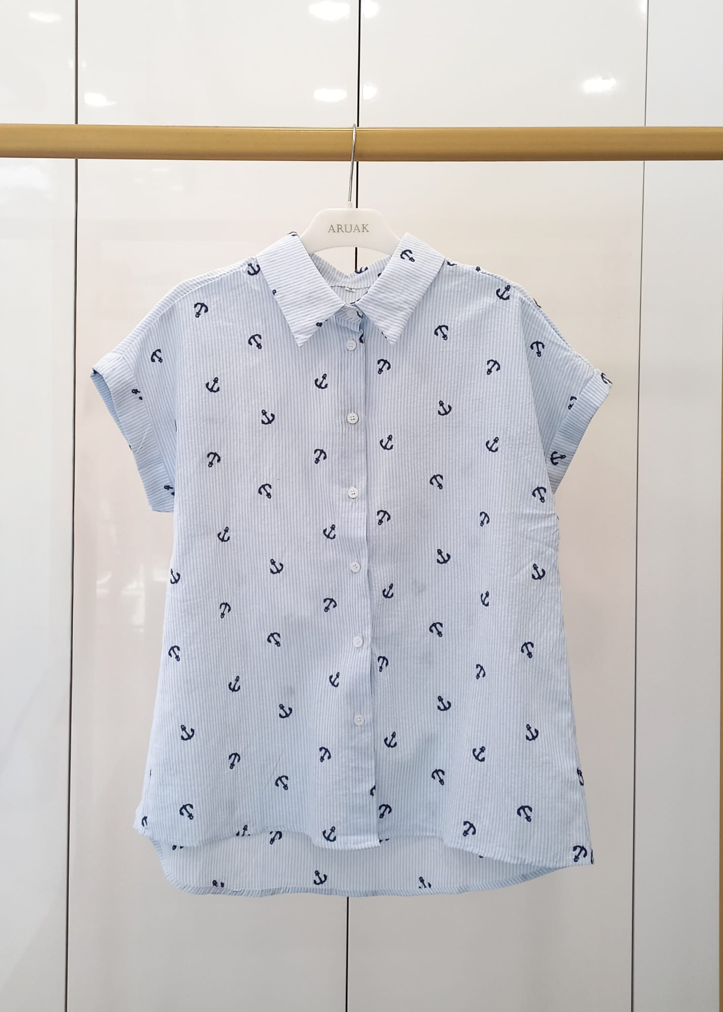 https://bo.aruak.pt/FileUploads/produtos/mulher/camisa/img-20260507-wa0061.jpg