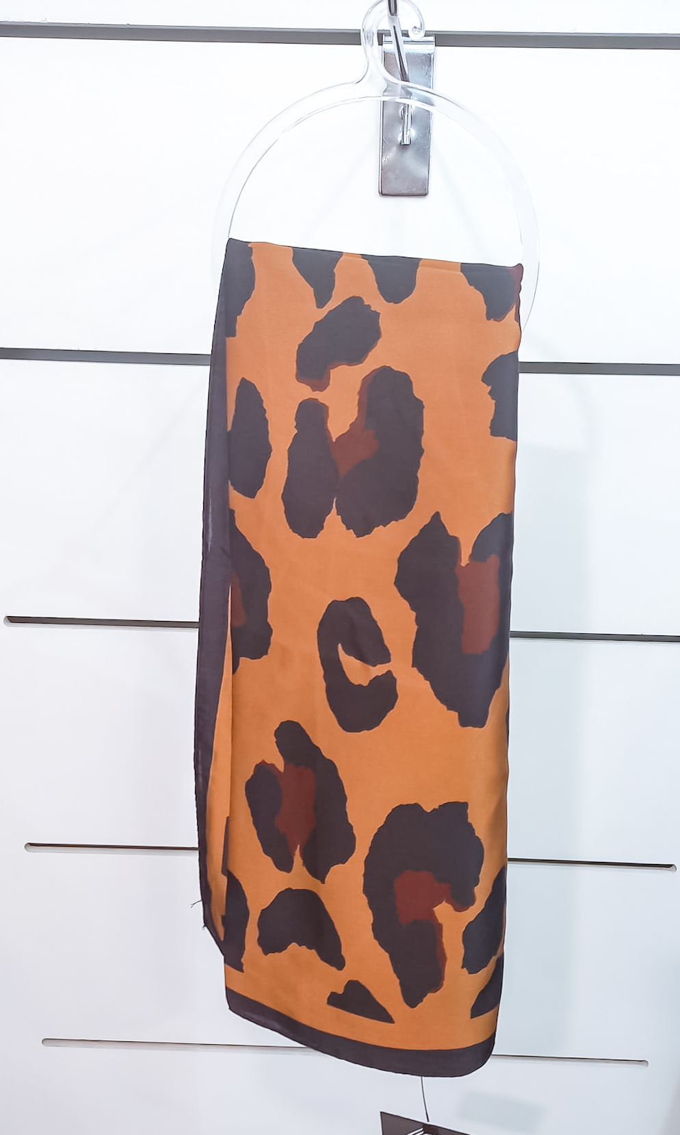 LENÇO ANIMAL PRINT