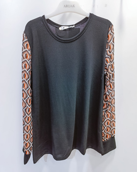 https://bo.aruak.pt/FileUploads/produtos/mulher/camisolas/img-20250927-wa0042_thumb.jpg