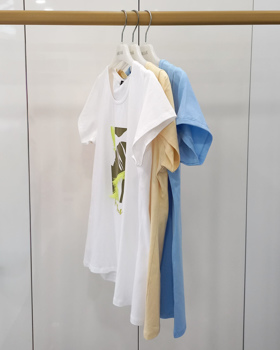 https://bo.aruak.pt/FileUploads/produtos/mulher/camisolas/img-20260519-wa0102_thumb.jpg