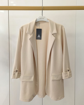 https://bo.aruak.pt/FileUploads/produtos/mulher/casaco/img-20260508-wa0041_thumb.jpg