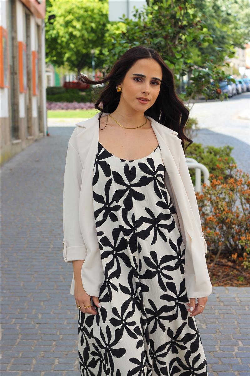 https://bo.aruak.pt/FileUploads/produtos/mulher/casaco/img_7301-custom.jpg