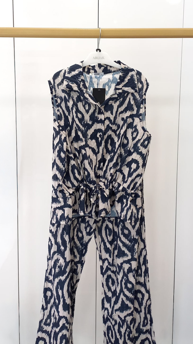 https://bo.aruak.pt/FileUploads/produtos/mulher/conjunto/img-20260519-wa0110.jpg