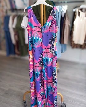 https://bo.aruak.pt/FileUploads/produtos/mulher/macacao/img-20250624-wa0040_thumb.jpg