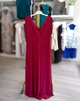 https://bo.aruak.pt/FileUploads/produtos/mulher/macacao/img-20250711-wa0040_thumb.jpg