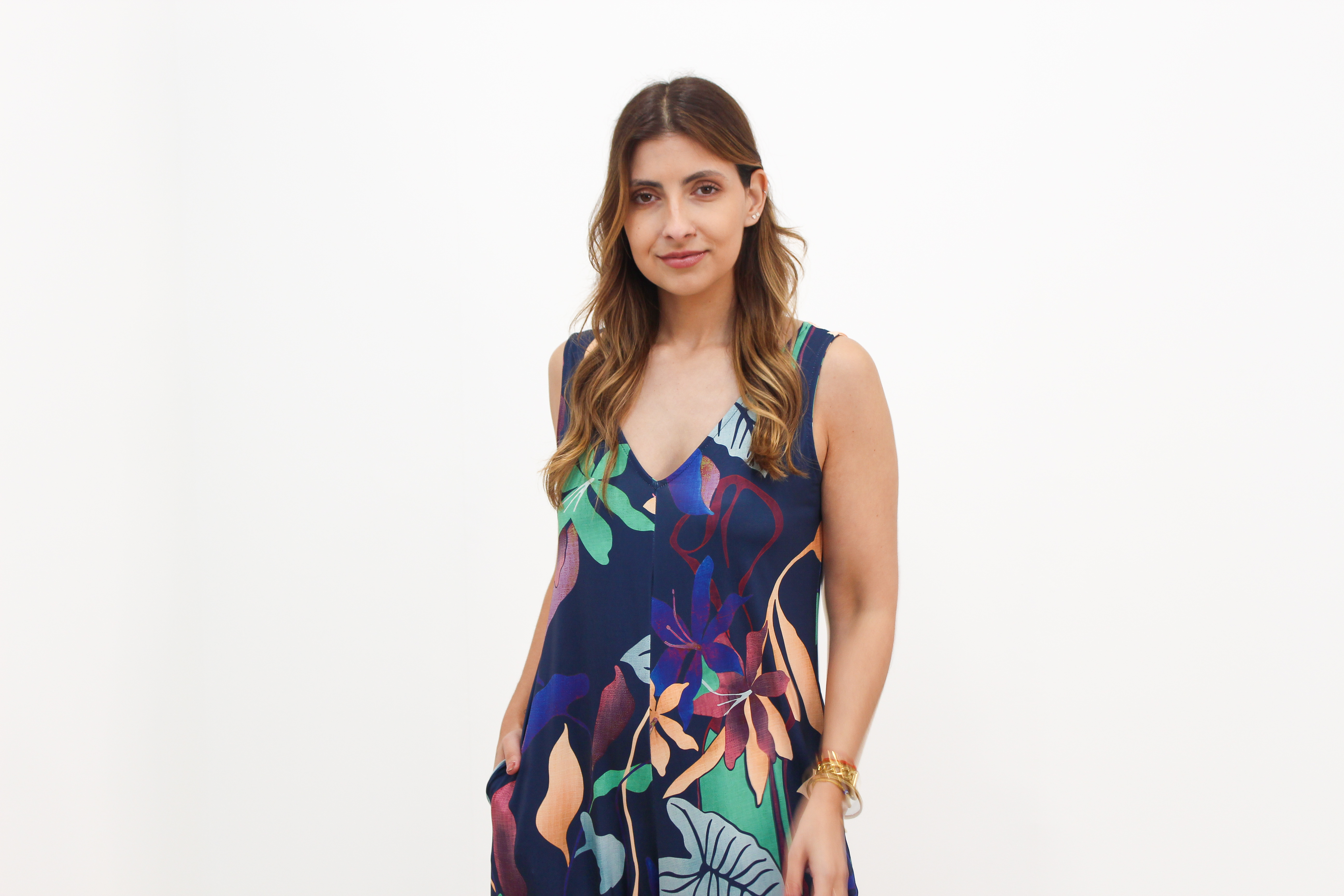 https://bo.aruak.pt/FileUploads/produtos/mulher/macacao/img_9852.jpg