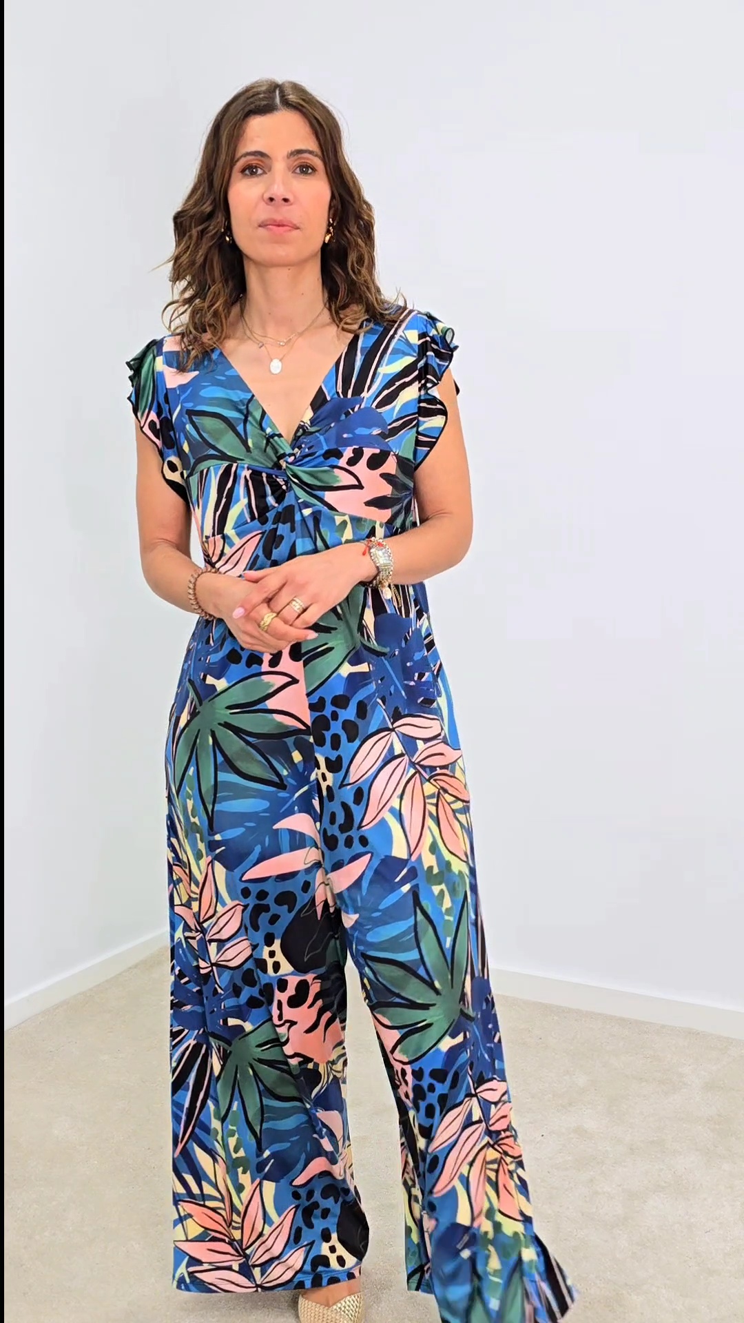 https://bo.aruak.pt/FileUploads/produtos/mulher/macacao/inshot_20260507_1637303692.jpg