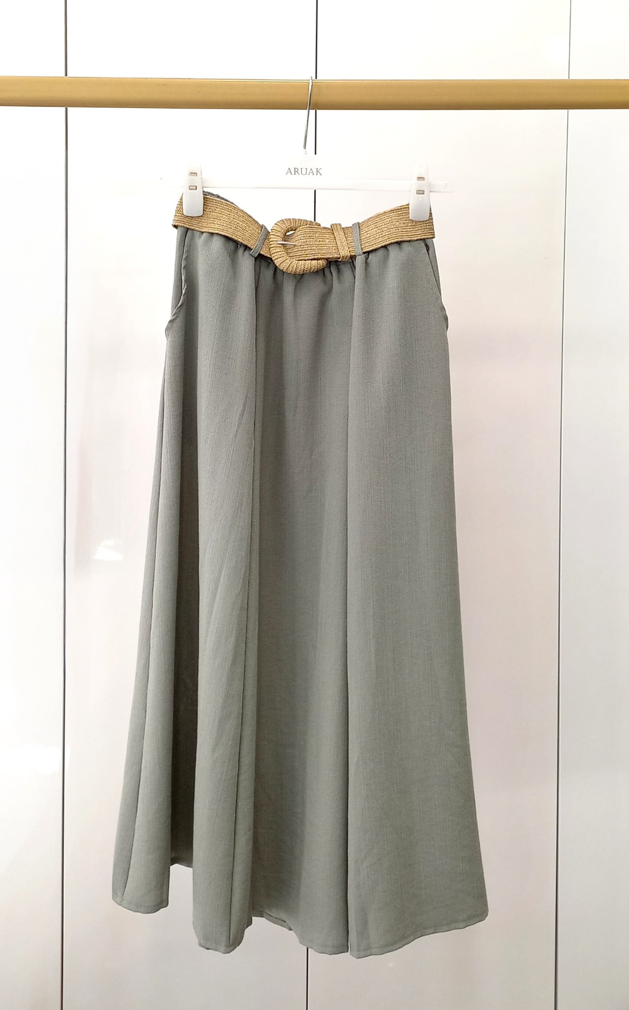 https://bo.aruak.pt/FileUploads/produtos/mulher/saia/img-20260507-wa0034.jpg