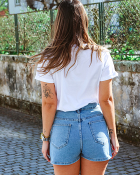 https://bo.aruak.pt/FileUploads/produtos/mulher/saia/img_5913_thumb.jpg