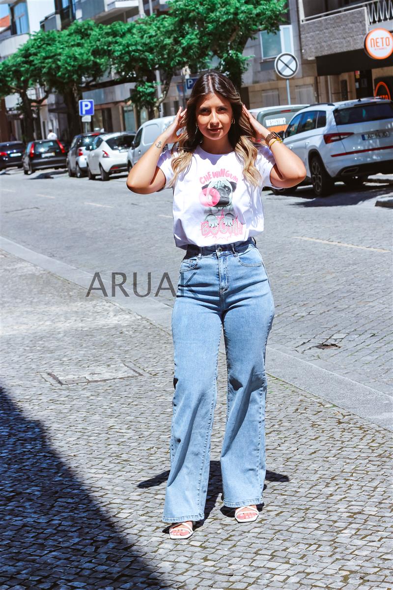 https://bo.aruak.pt/FileUploads/produtos/mulher/t-shirt/_.archc4-custom.jpg