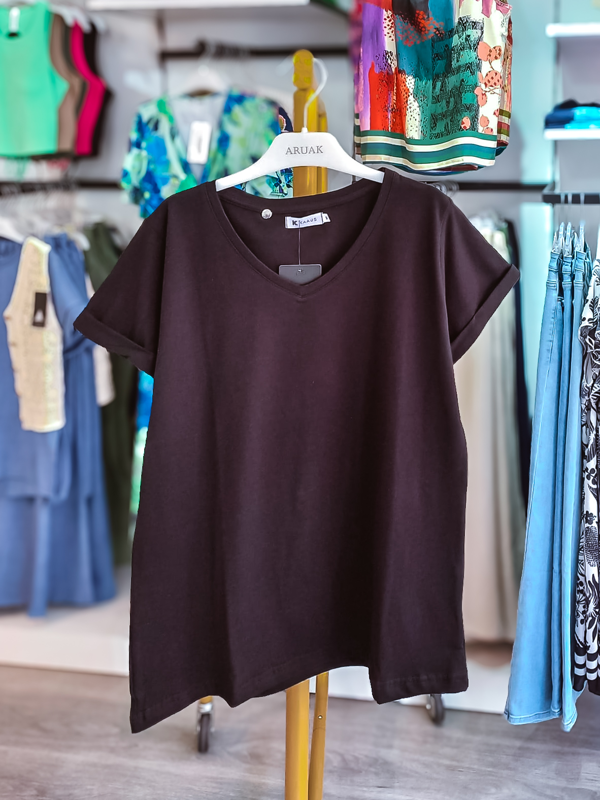 https://bo.aruak.pt/FileUploads/produtos/mulher/t-shirt/img-20250528-wa0055.jpg