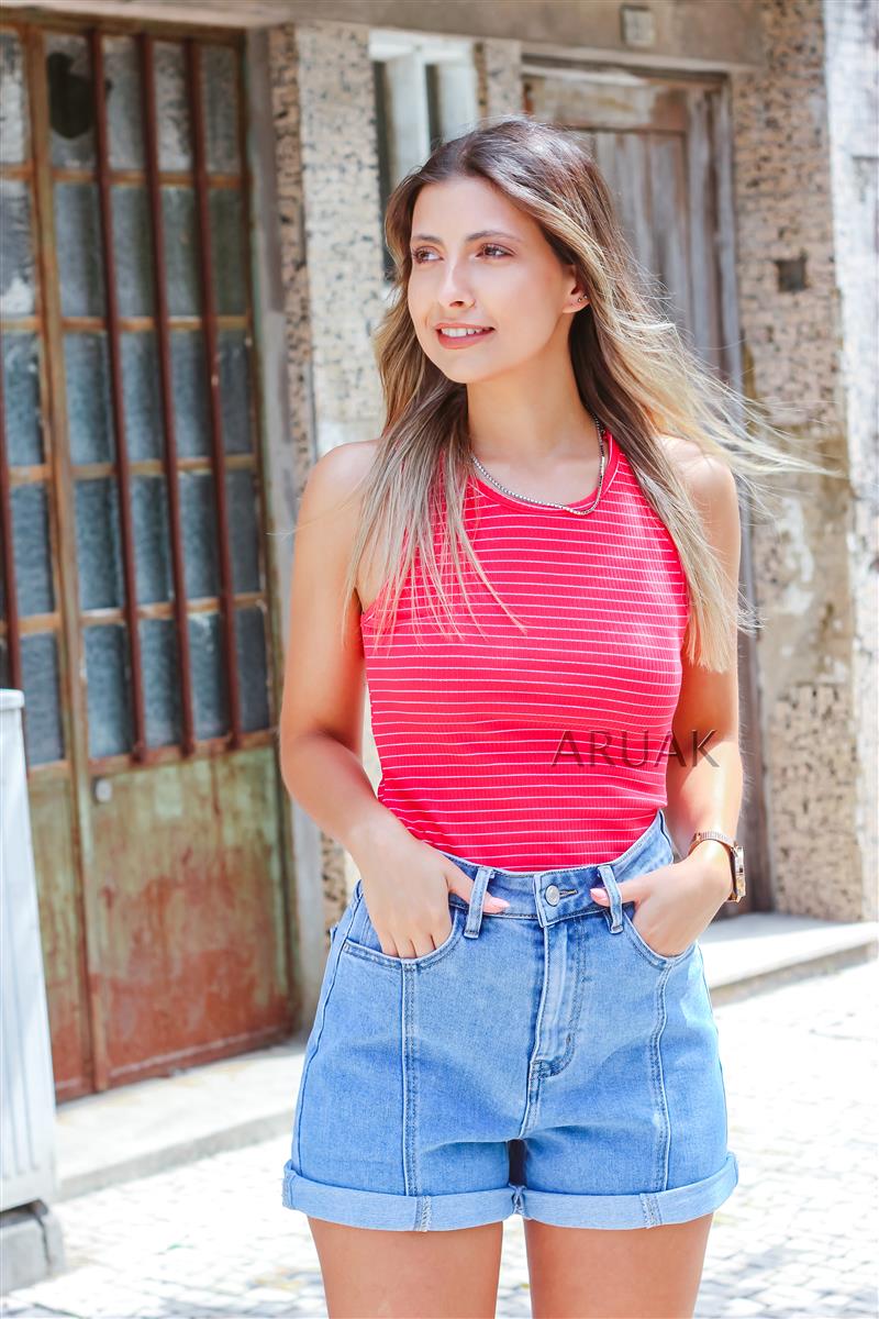https://bo.aruak.pt/FileUploads/produtos/mulher/tops/_.archs45-custom.jpg