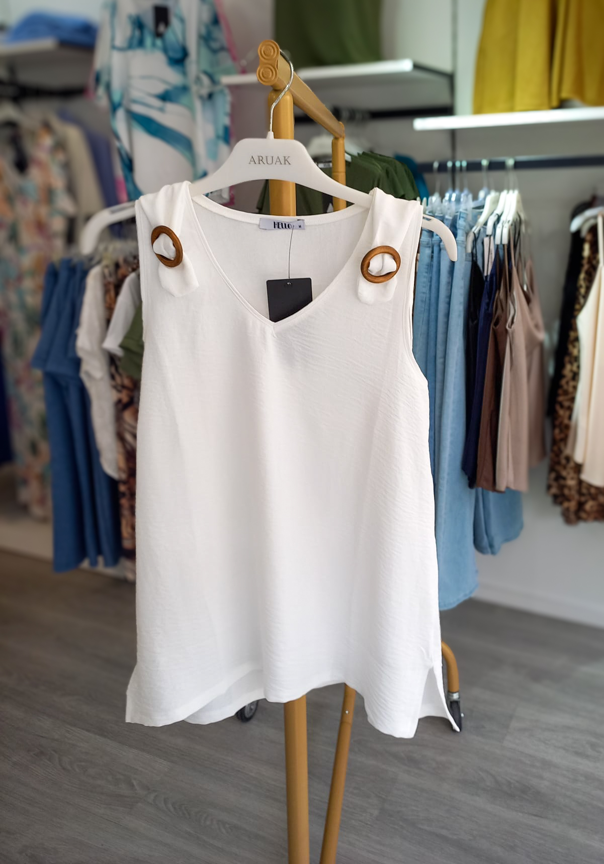 https://bo.aruak.pt/FileUploads/produtos/mulher/tops/img-20250624-wa0049.jpg