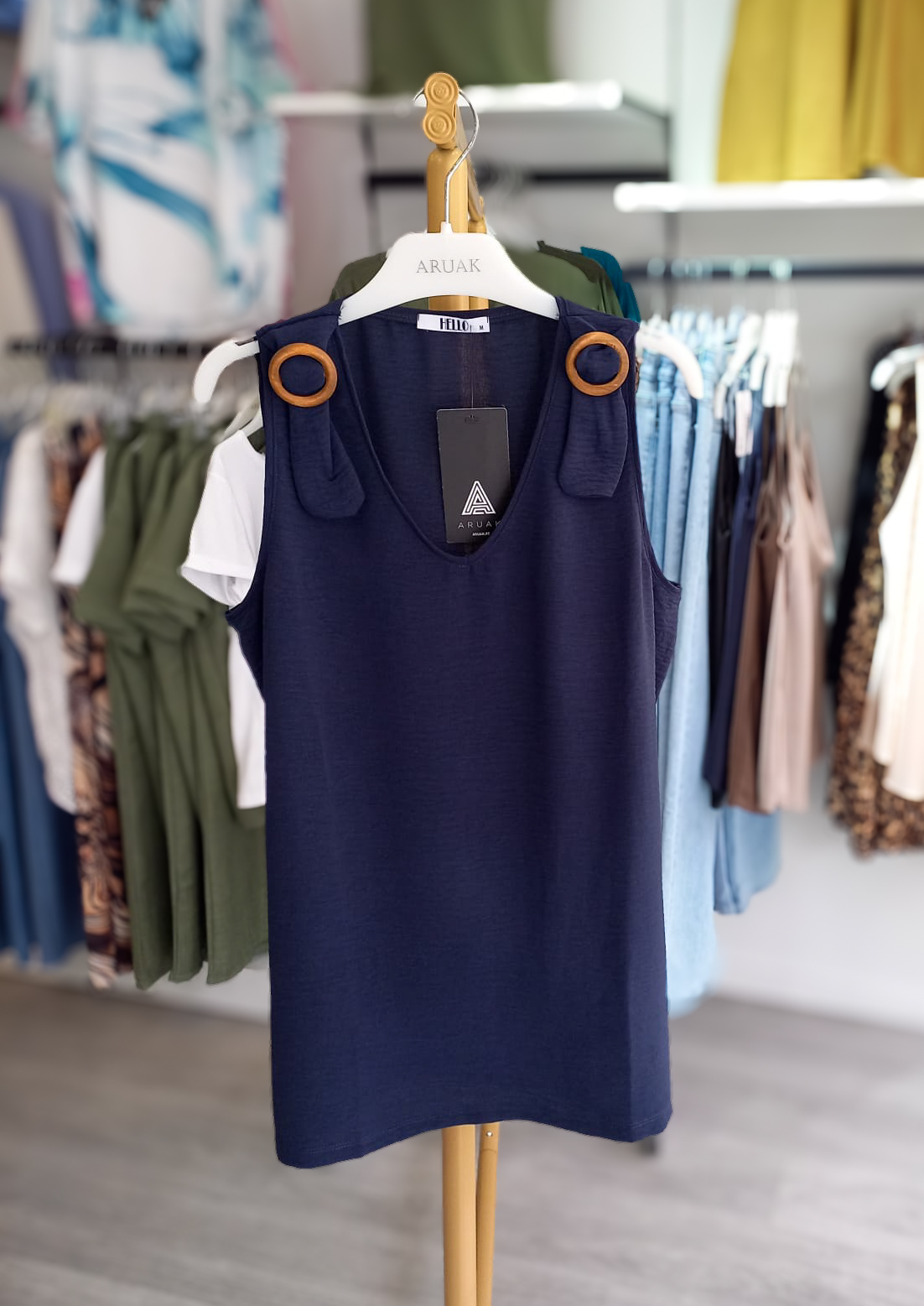 https://bo.aruak.pt/FileUploads/produtos/mulher/tops/img-20250624-wa0051.jpg