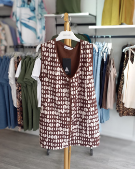 https://bo.aruak.pt/FileUploads/produtos/mulher/tops/img-20250624-wa0053_thumb.jpg