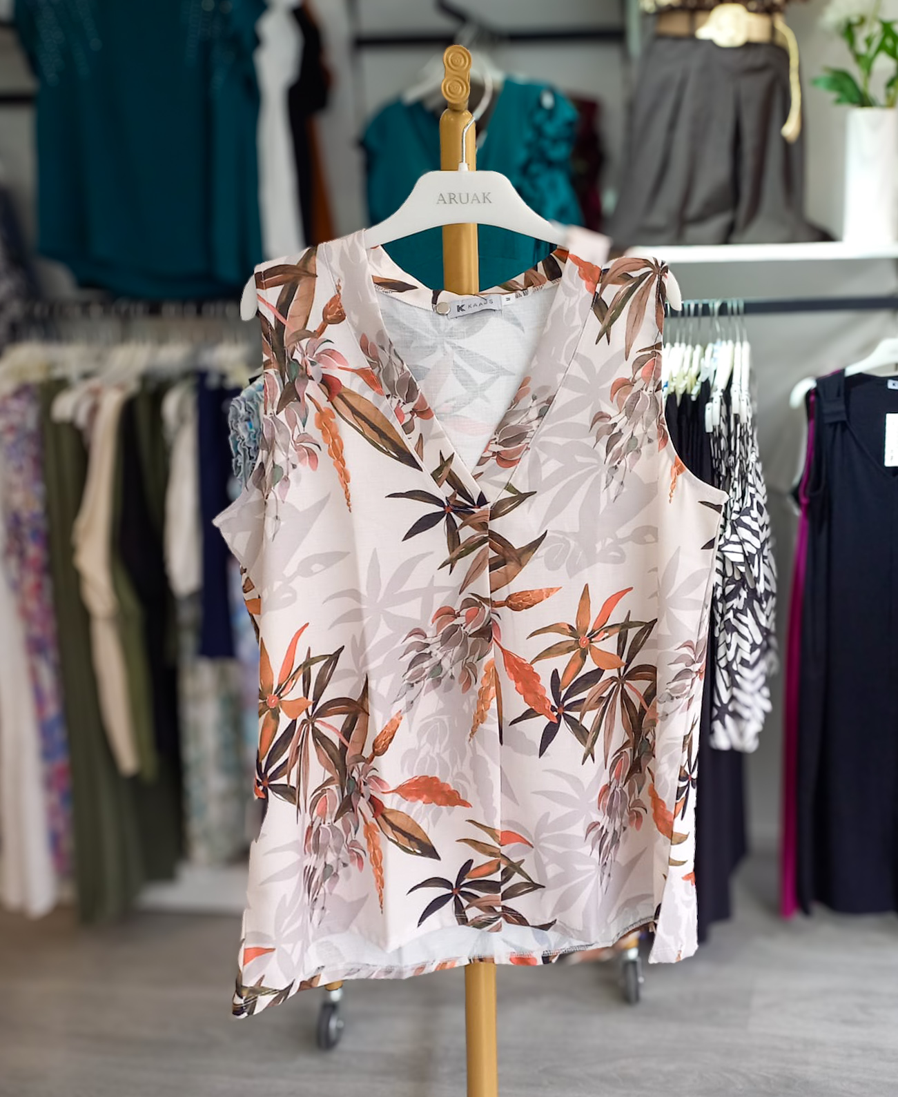 https://bo.aruak.pt/FileUploads/produtos/mulher/tops/img-20250718-wa0029-1.jpg