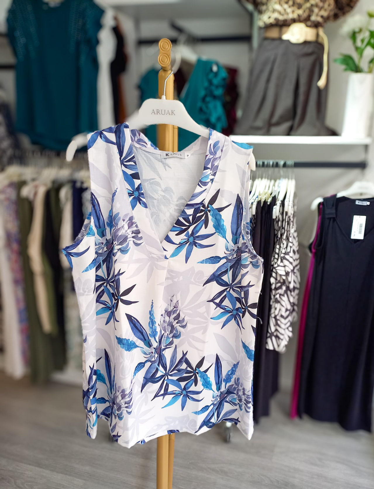 https://bo.aruak.pt/FileUploads/produtos/mulher/tops/img-20250718-wa0030.jpg