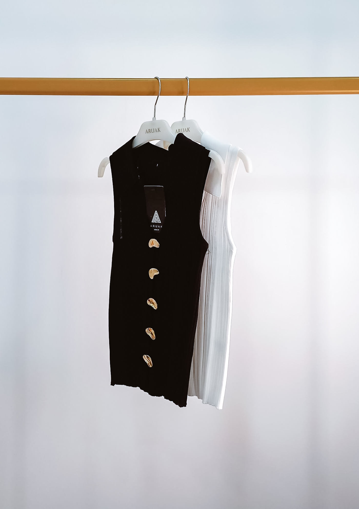 https://bo.aruak.pt/FileUploads/produtos/mulher/tops/img-20260408-wa0063.jpg