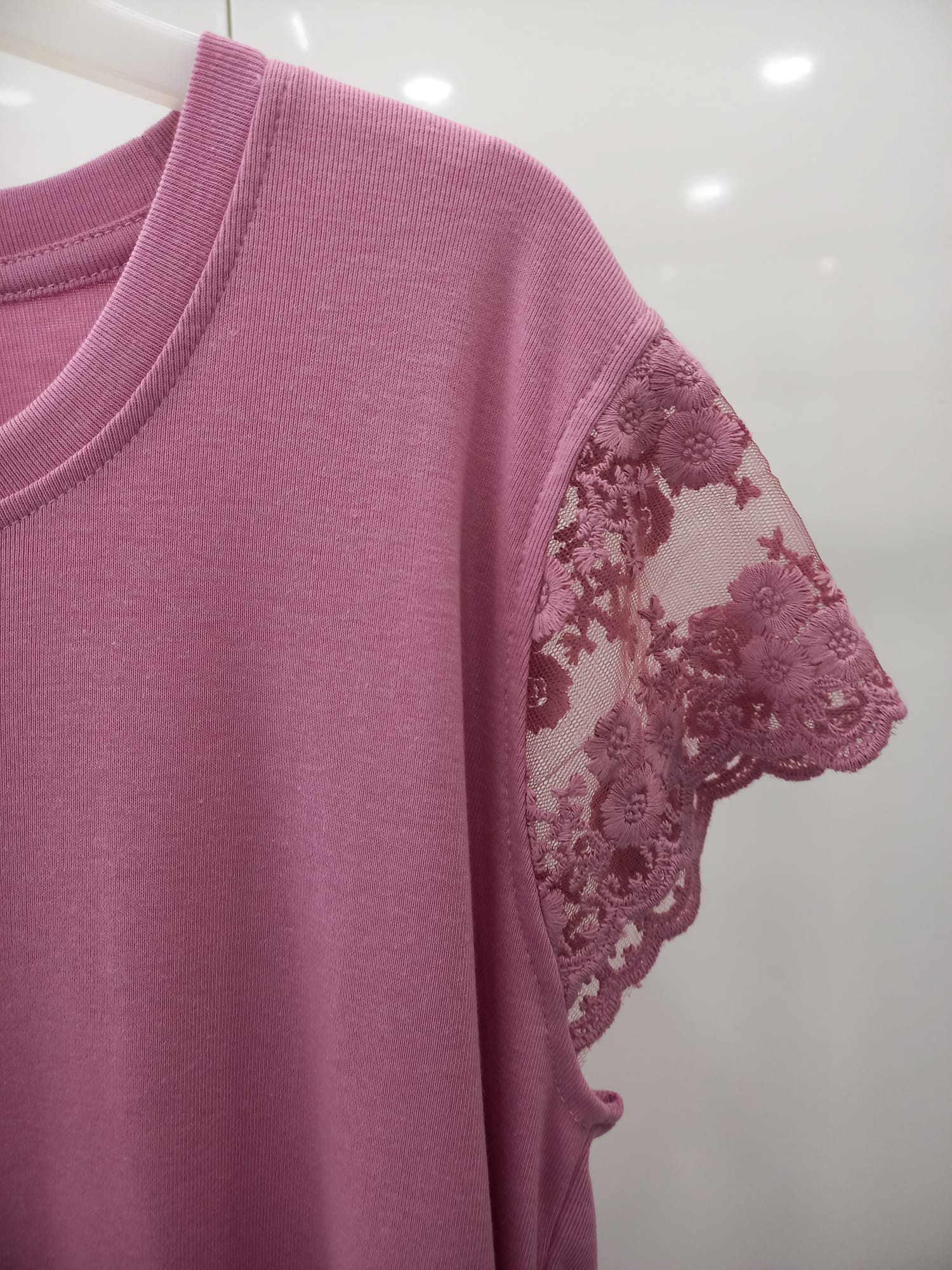 https://bo.aruak.pt/FileUploads/produtos/mulher/tops/img-20260519-wa0120.jpg