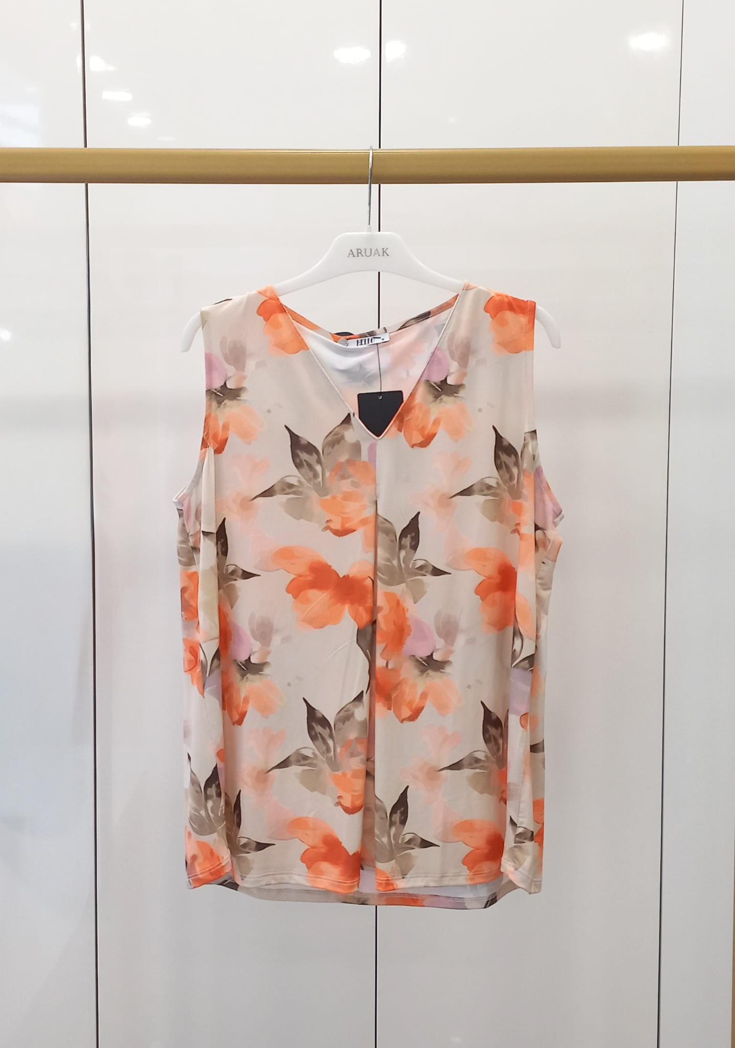 https://bo.aruak.pt/FileUploads/produtos/mulher/tops/img-20260609-wa0045.jpg