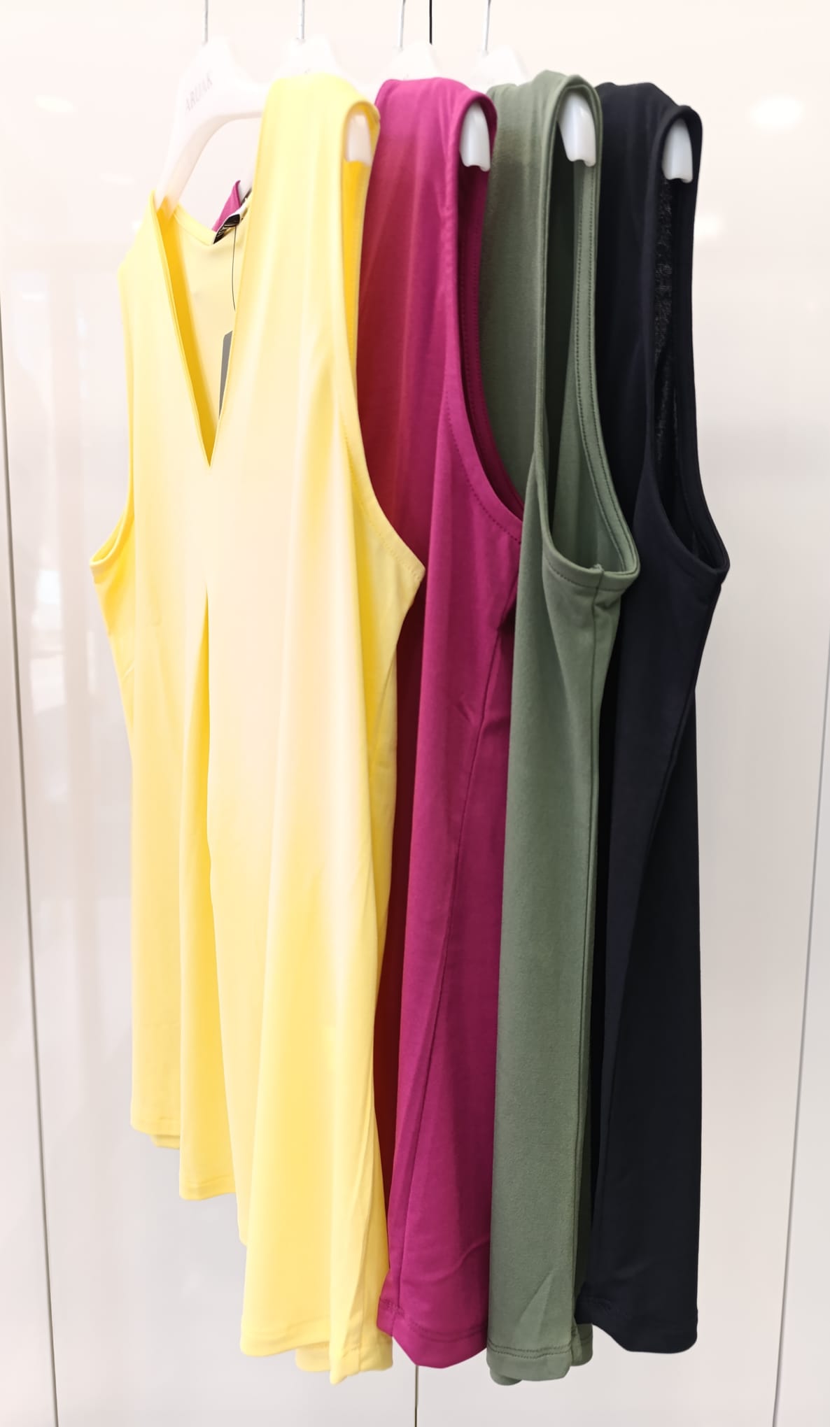 https://bo.aruak.pt/FileUploads/produtos/mulher/tops/img-20260617-wa0029.jpg