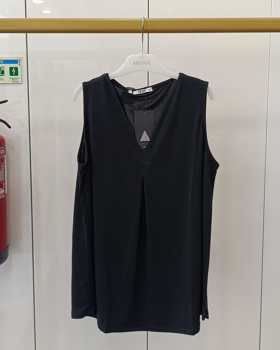 https://bo.aruak.pt/FileUploads/produtos/mulher/tops/img-20260617-wa0031_thumb.jpg