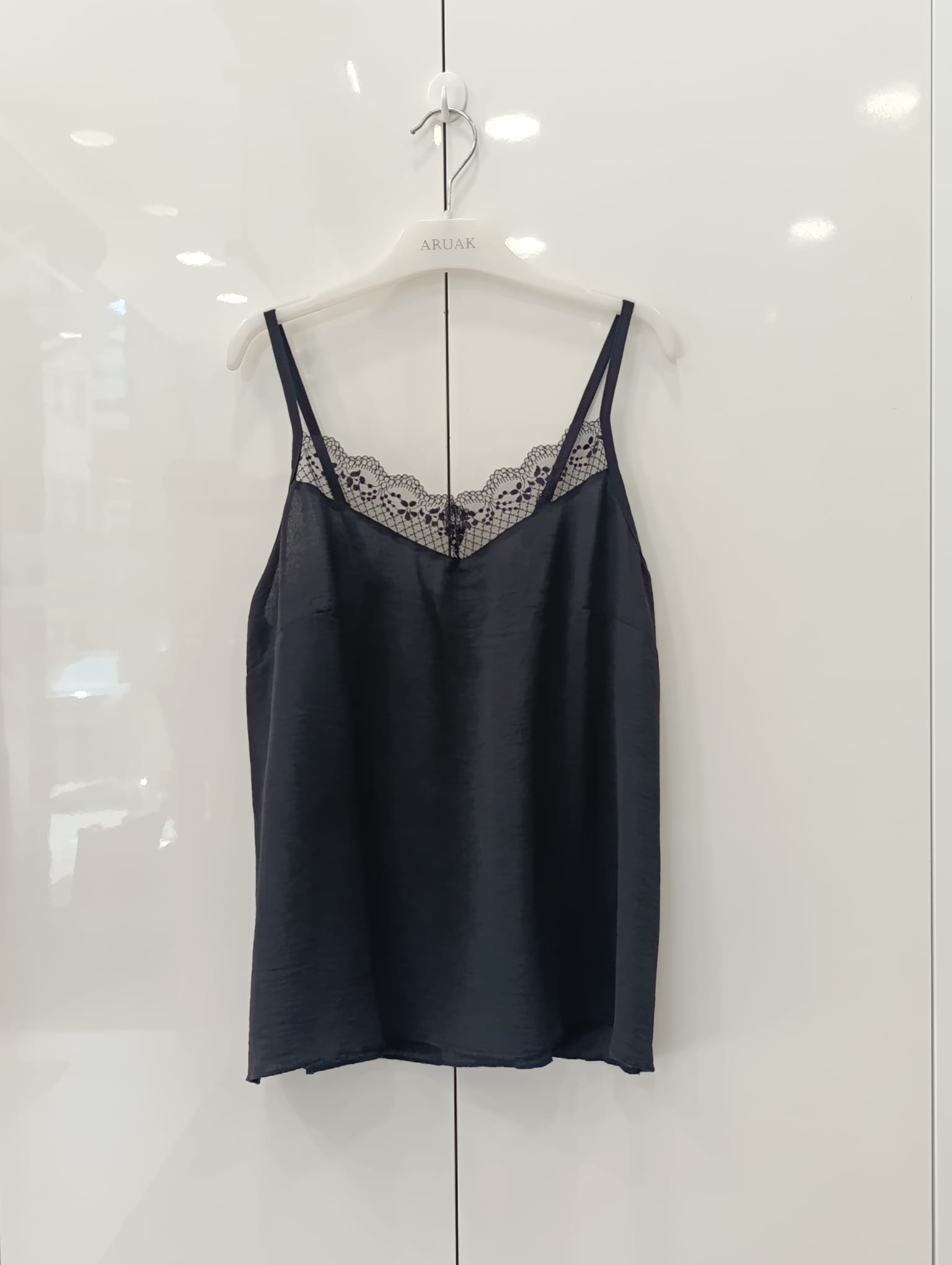 https://bo.aruak.pt/FileUploads/produtos/mulher/tops/img-20260618-wa0034.jpg