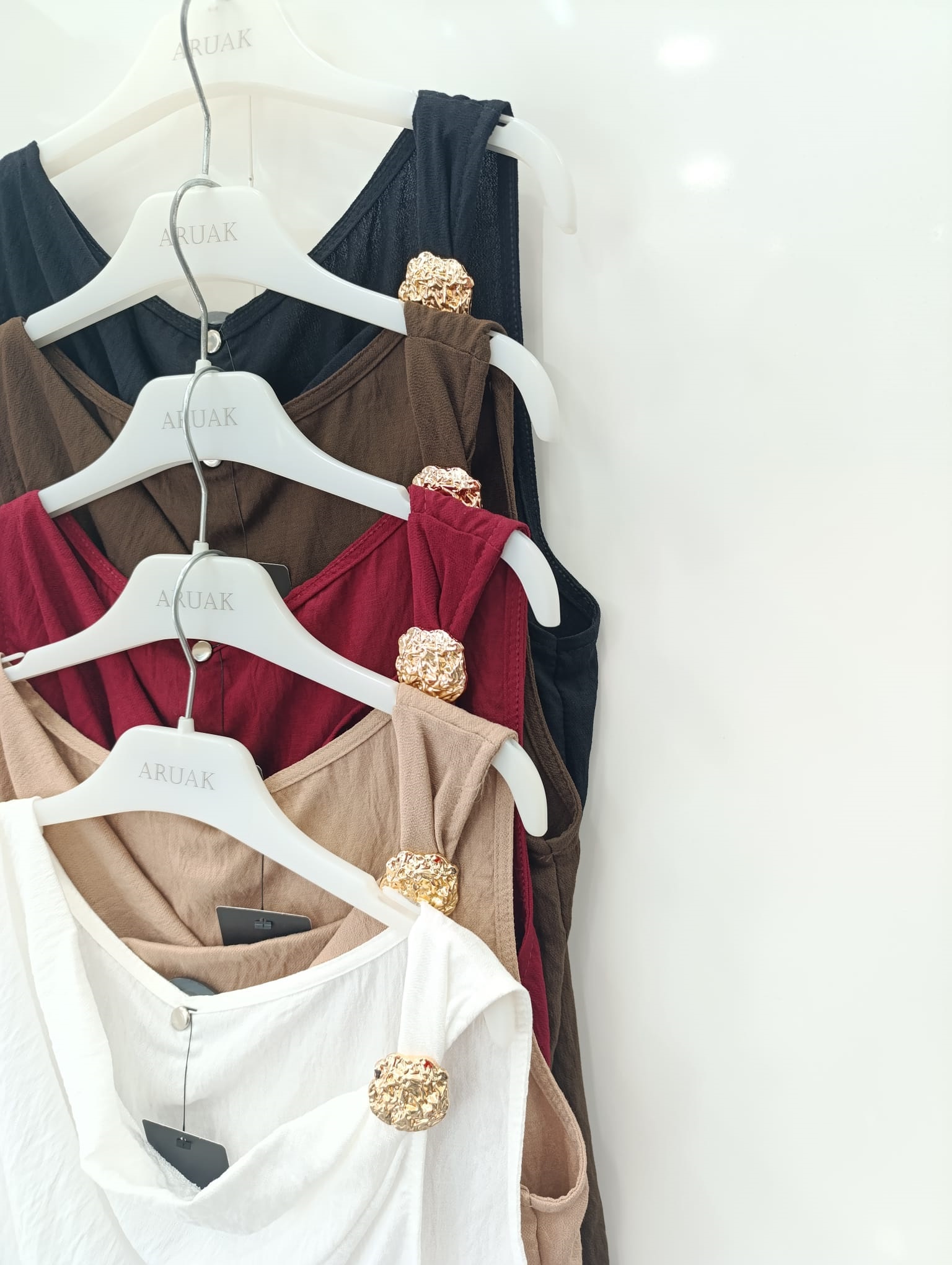 https://bo.aruak.pt/FileUploads/produtos/mulher/tops/img-20260622-wa0024-1.jpg