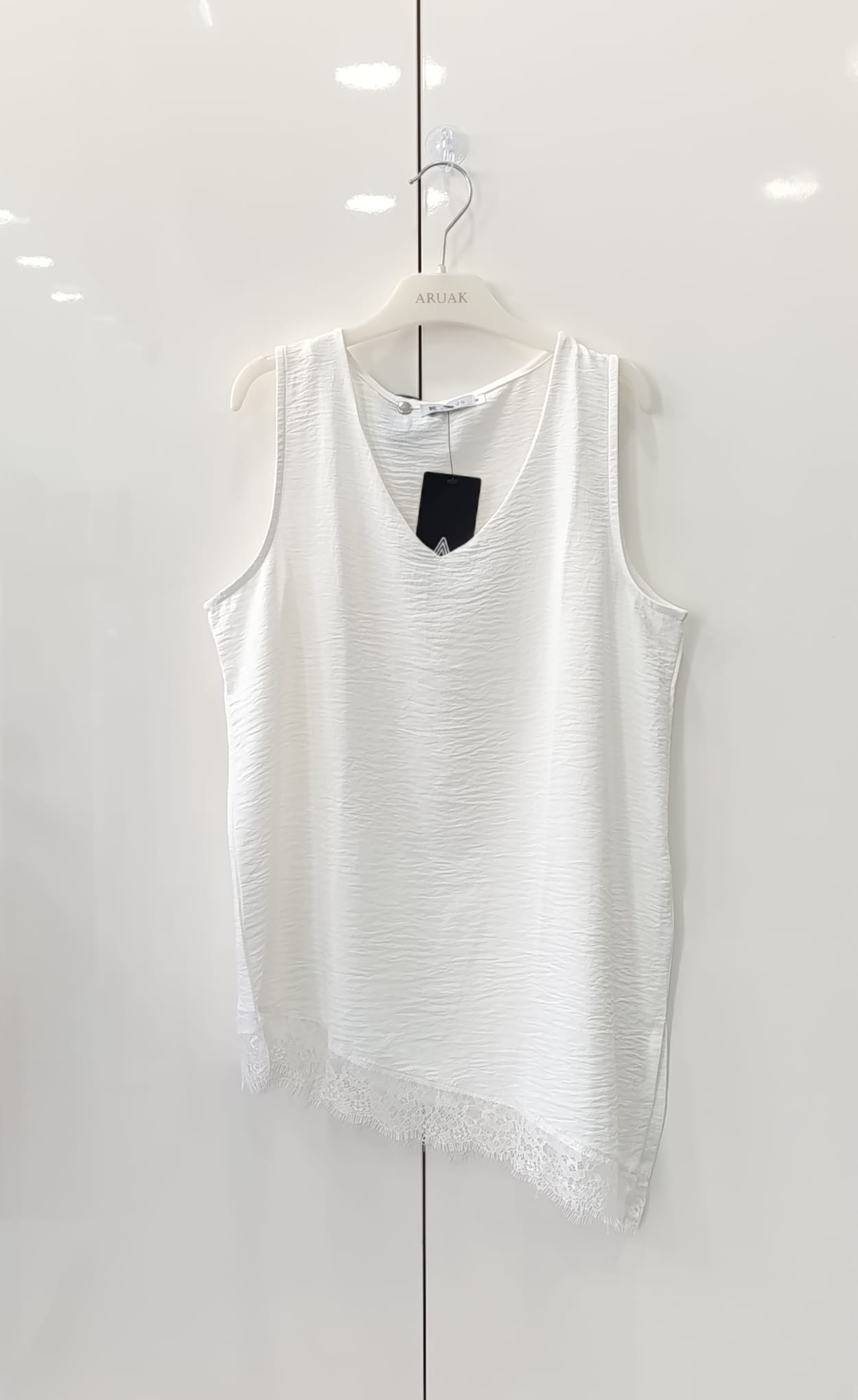 https://bo.aruak.pt/FileUploads/produtos/mulher/tops/img-20260630-wa0042.jpg